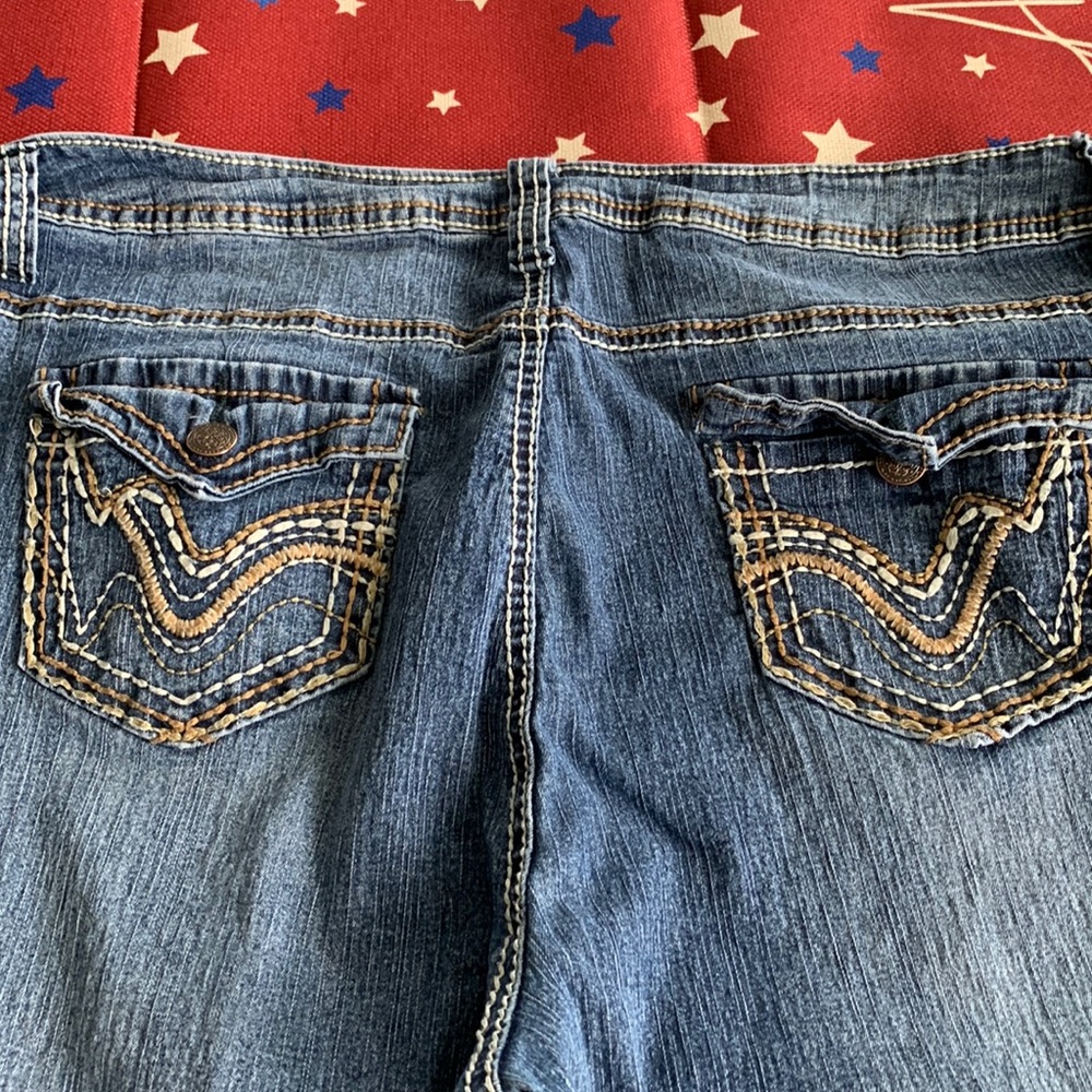 Womens size 16 petite capri. Gently used